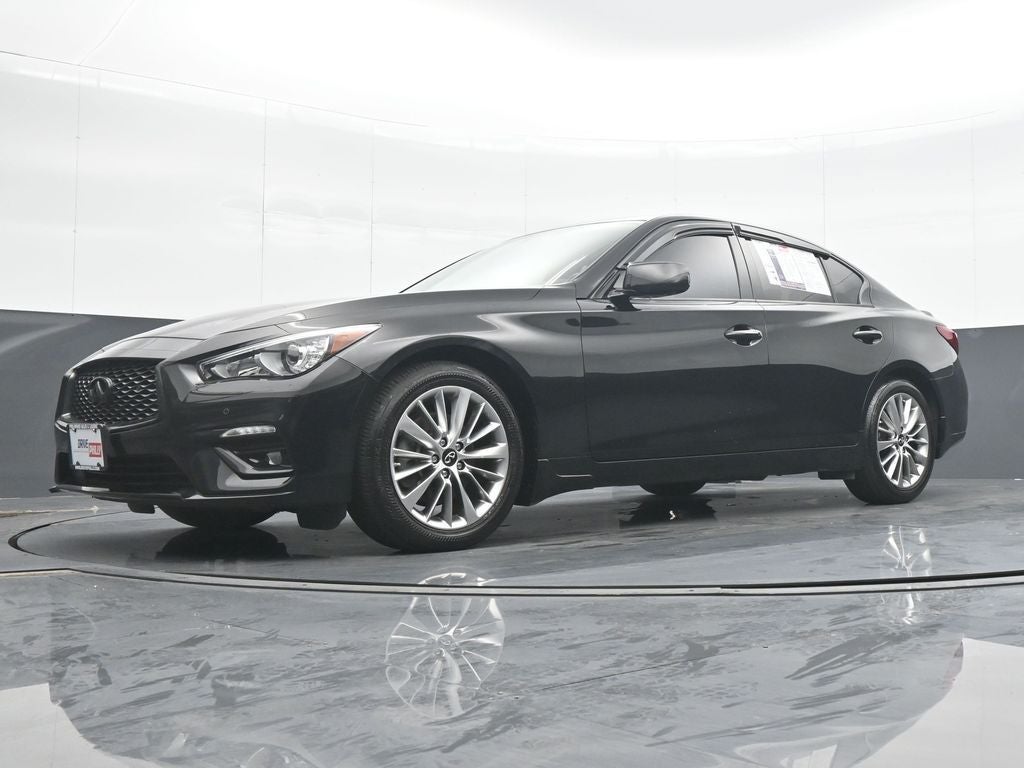2023 INFINITI Q50 LUXE