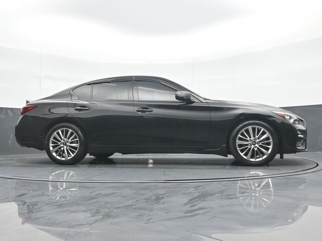 2023 INFINITI Q50 LUXE