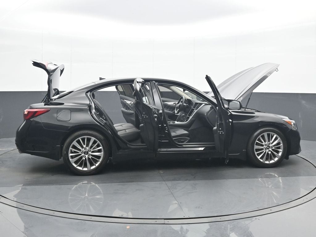 2023 INFINITI Q50 LUXE