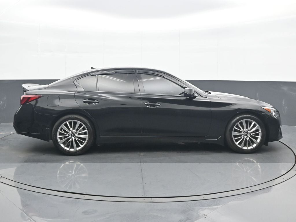 2023 INFINITI Q50 LUXE