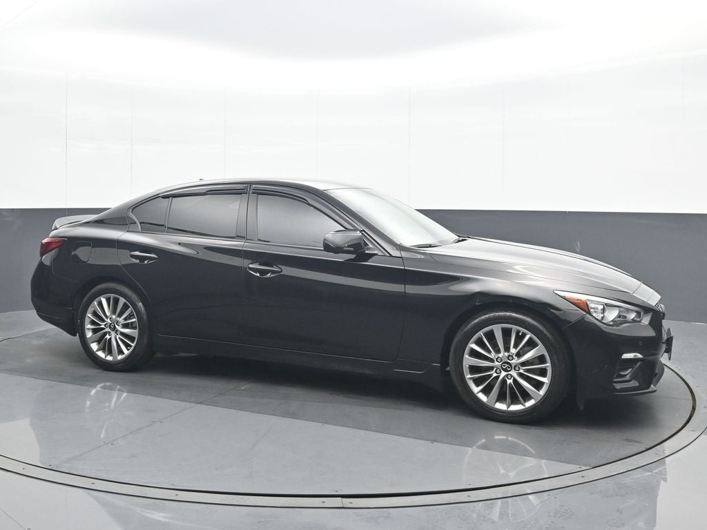 2023 INFINITI Q50 LUXE