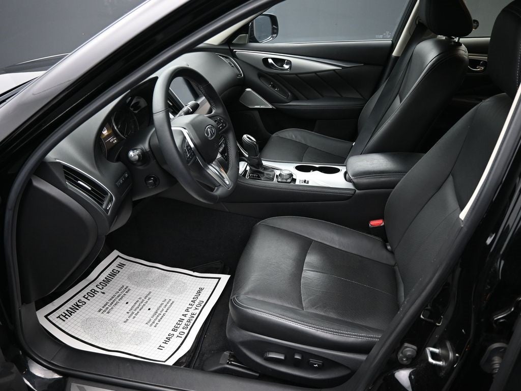 2022 INFINITI Q50 LUXE