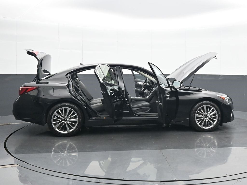 2022 INFINITI Q50 LUXE