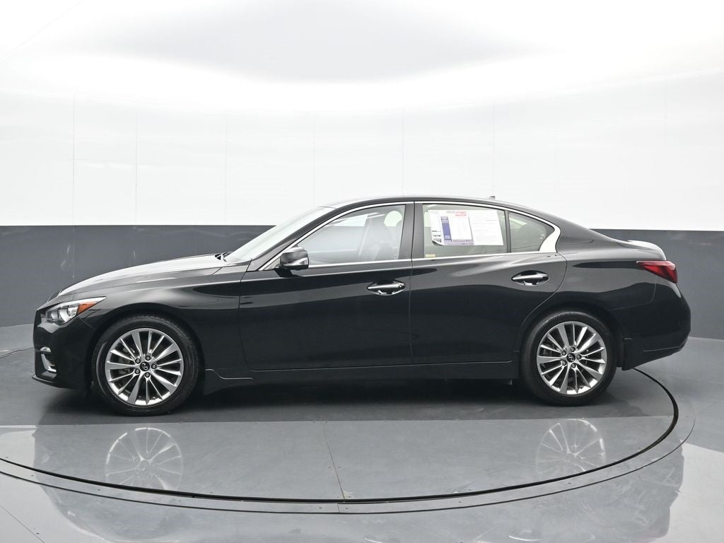 2022 INFINITI Q50 LUXE