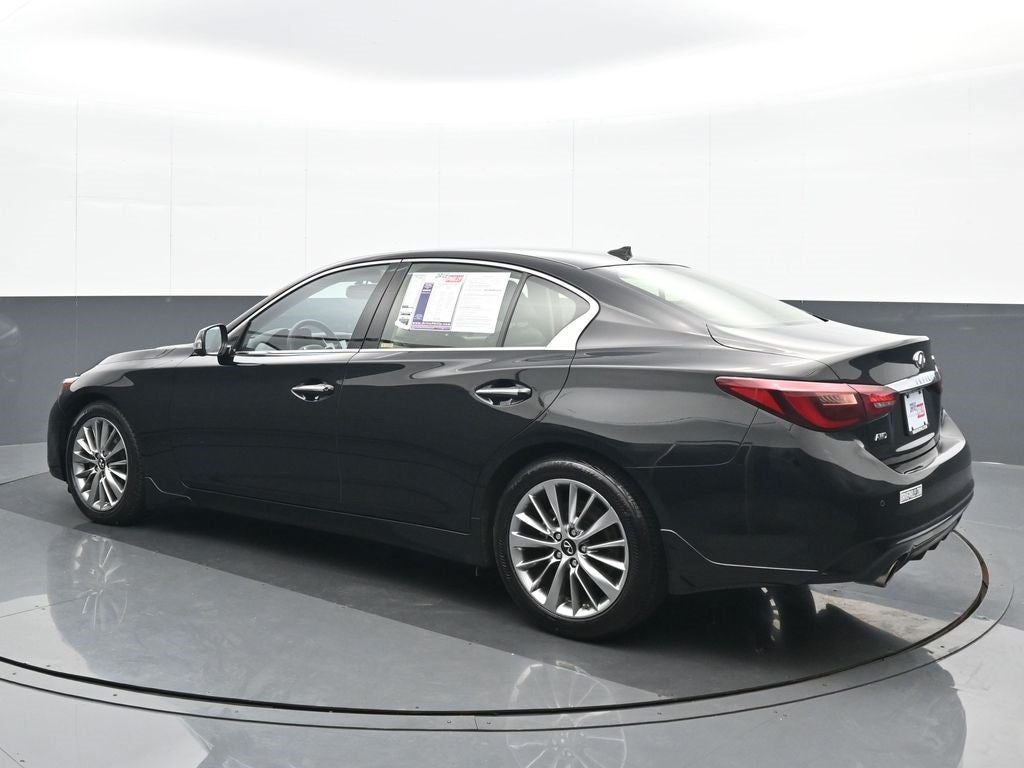 2022 INFINITI Q50 LUXE
