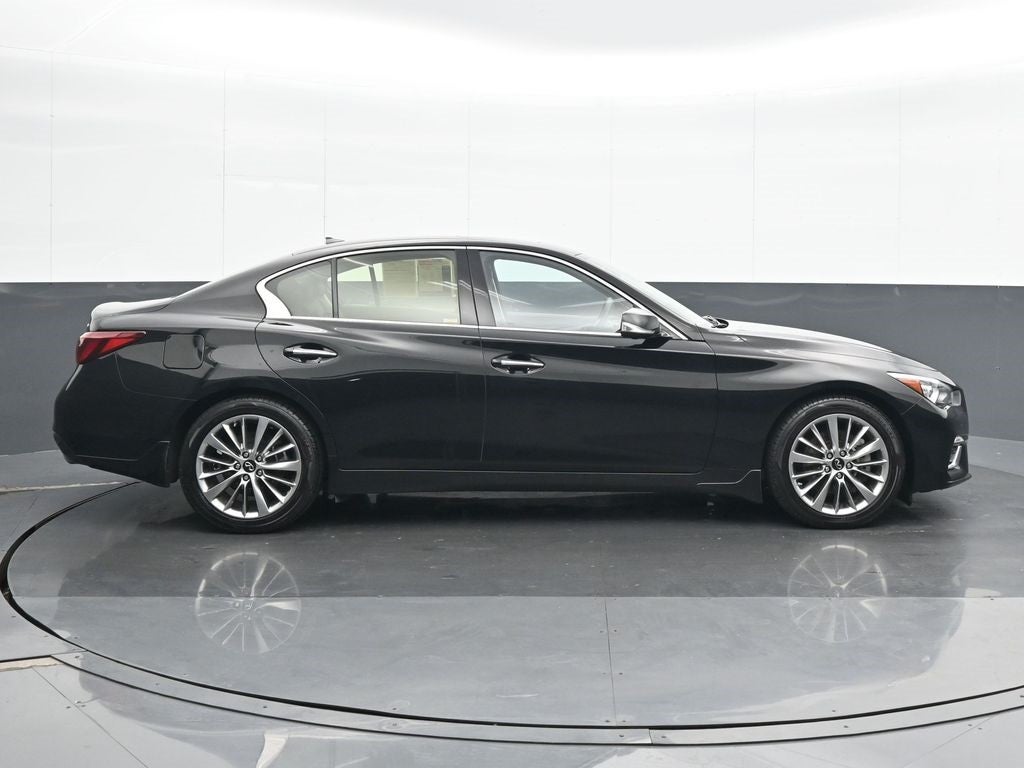 2022 INFINITI Q50 LUXE