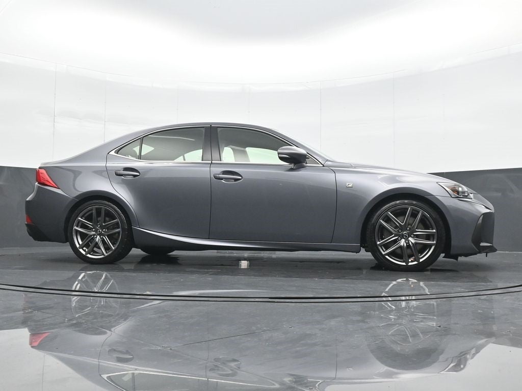 2018 Lexus IS 300