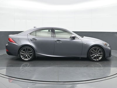 2018 Lexus IS 300