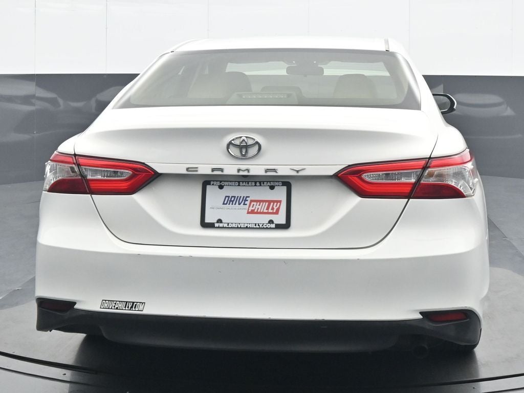2018 Toyota Camry LE