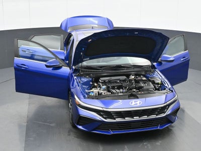 2025 Hyundai Elantra SEL Convenience