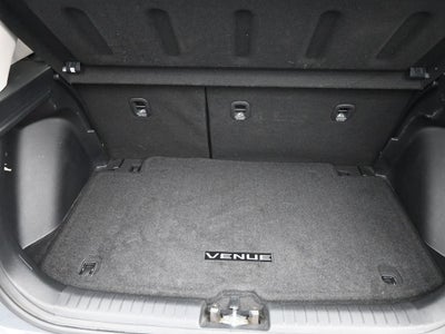 2022 Hyundai Venue SE