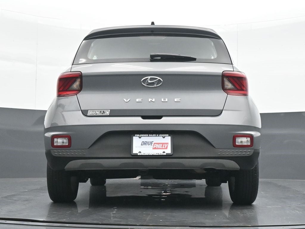 2022 Hyundai Venue SE