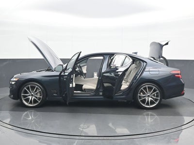 2024 Genesis G70 2.5T