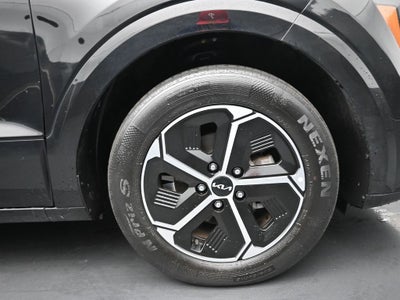 2023 Kia Niro SX
