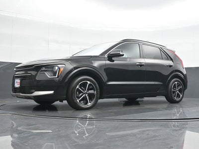 2023 Kia Niro SX
