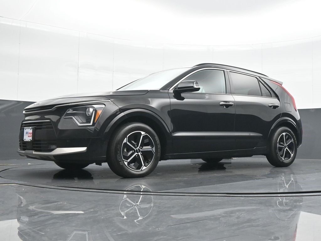 2023 Kia Niro SX