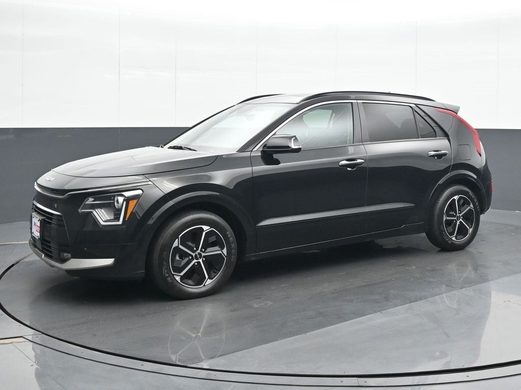 2023 Kia Niro SX