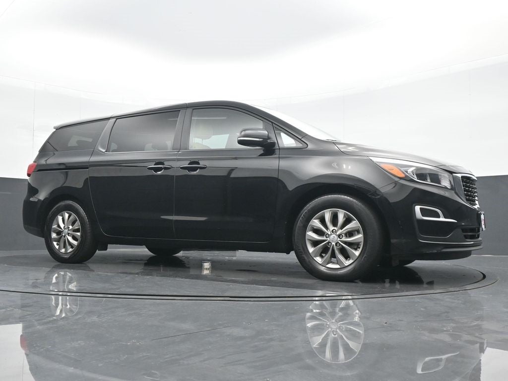 2020 Kia Sedona LX