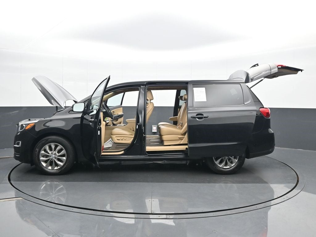 2020 Kia Sedona LX