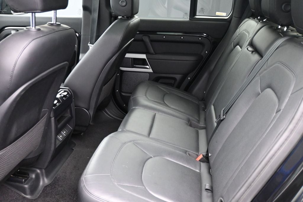 2024 Land Rover Defender 110 S
