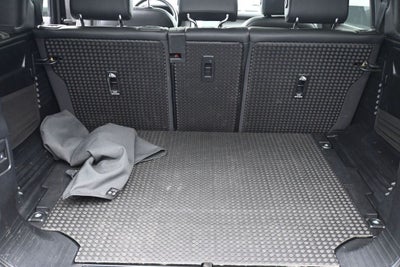 2024 Land Rover Defender 110 S