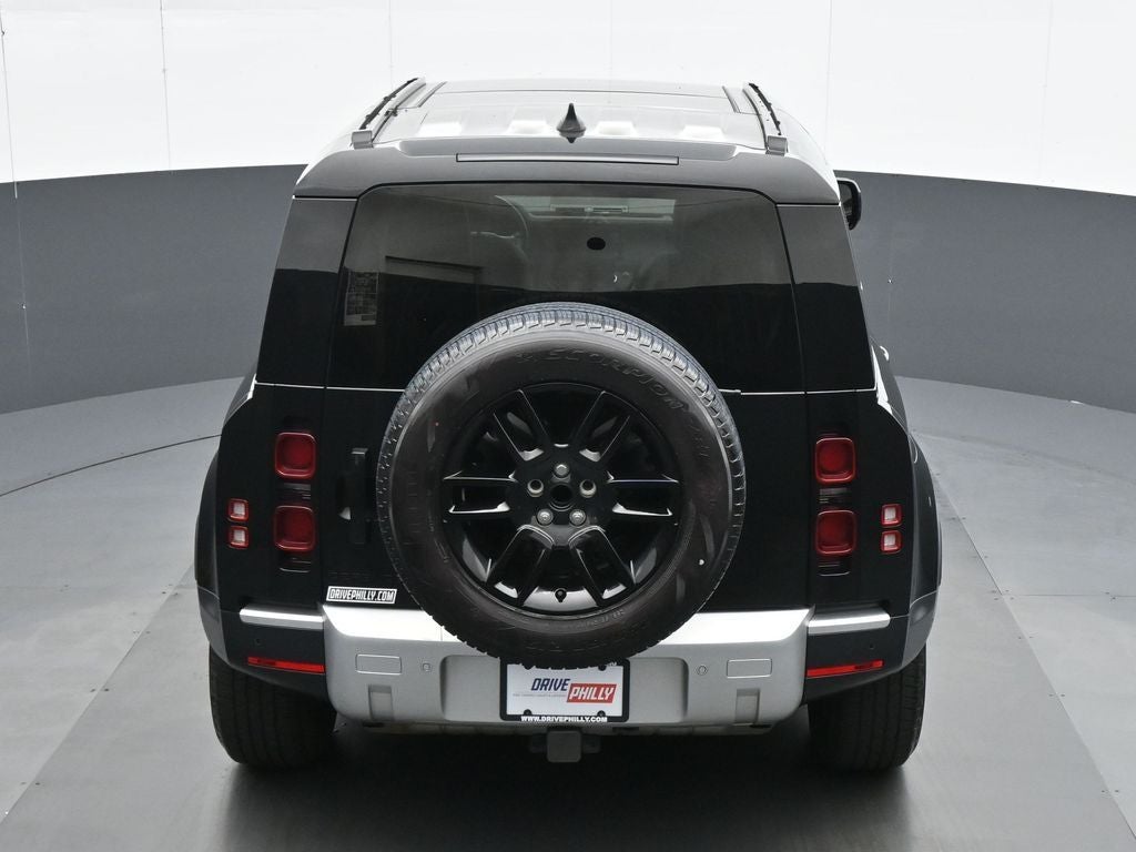 2024 Land Rover Defender 110 S