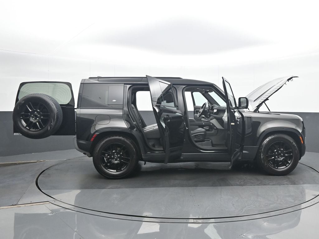2024 Land Rover Defender 110 S