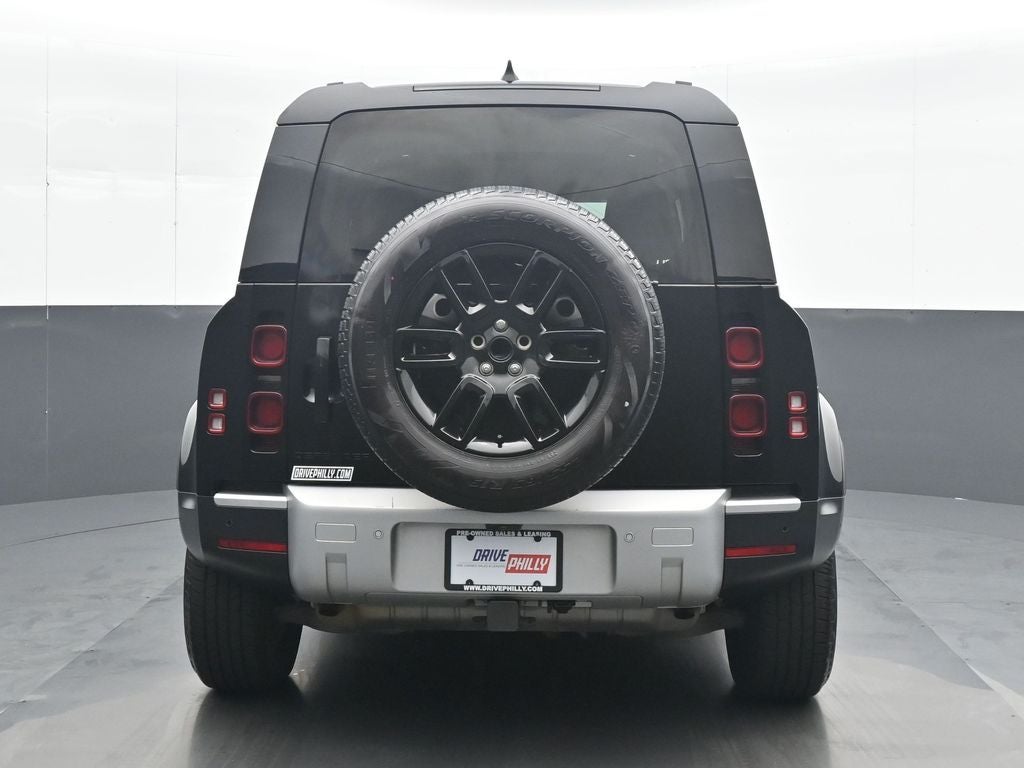 2024 Land Rover Defender 110 S