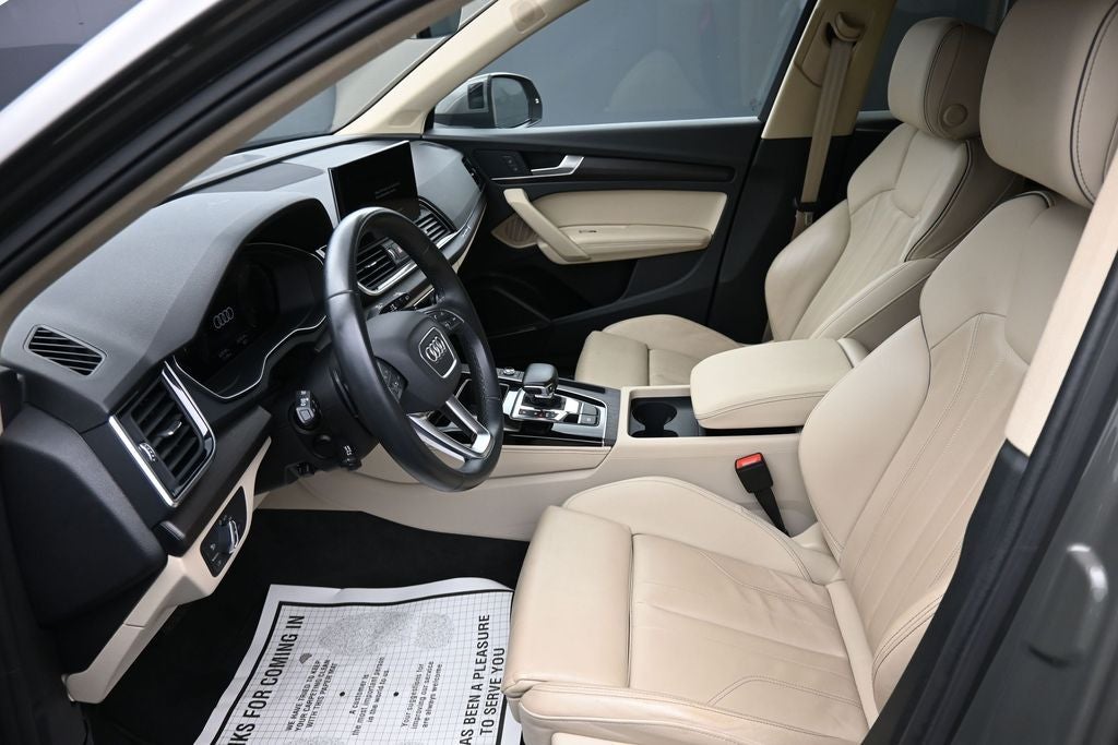 2024 Audi Q5 45 S line Premium quattro