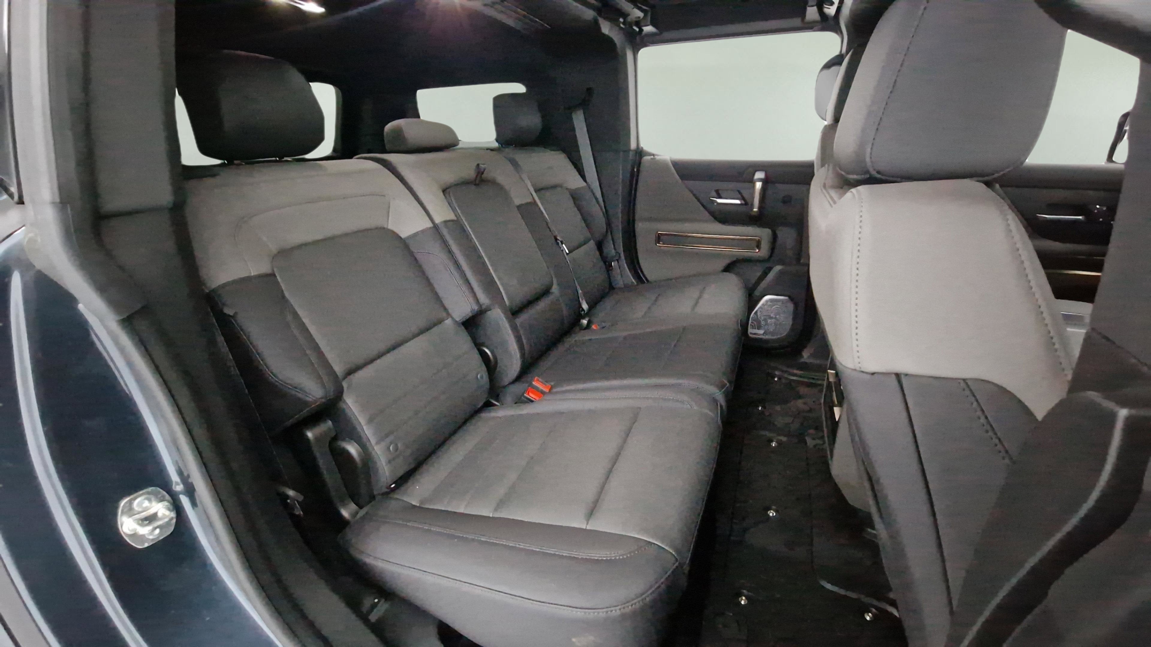 2025 GMC HUMMER EV SUV 2X