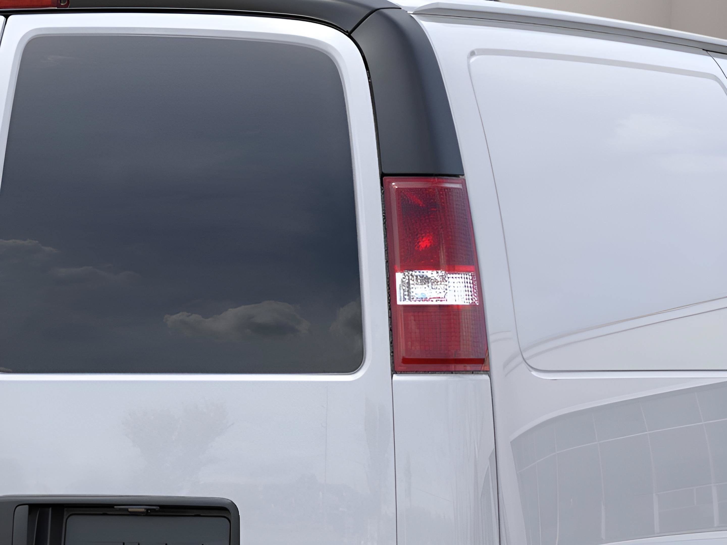 2025 GMC Savana Cargo Work Van